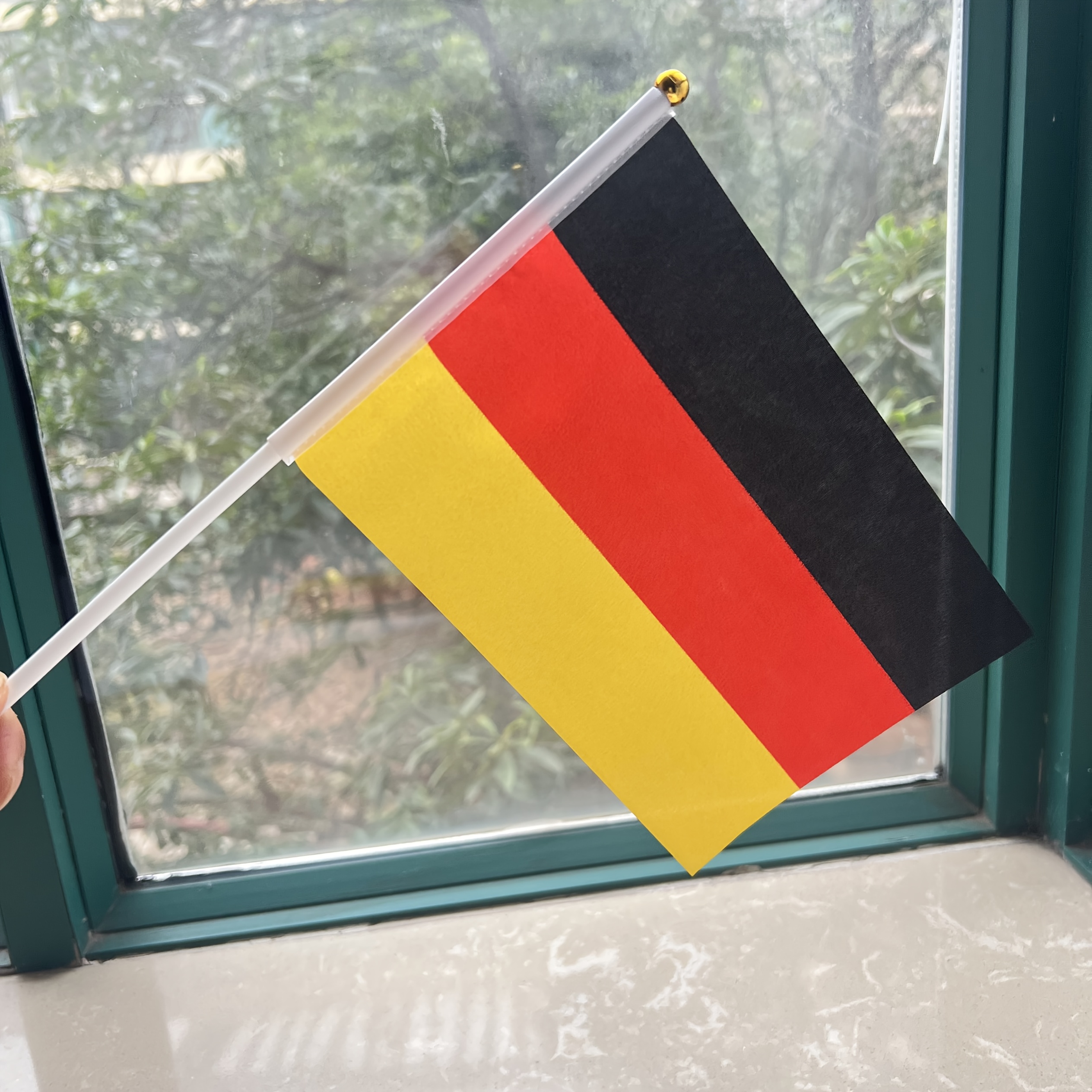 1 set germany flag decorative accessory(1pc germany flag decorative headpiece + 5pcs hand wave flags), football match accessory, fan cheer headgear suitable for events, parties, business, sports, festivals, home decor, outdoor decor 1 set germany flag decorative accessory(1pc germany flag decorative headpiece + 5pcs hand wave flags), football match accessory, fan cheer headgear suitable for events, parties, business, sports, festivals, home decor, outdoor decor